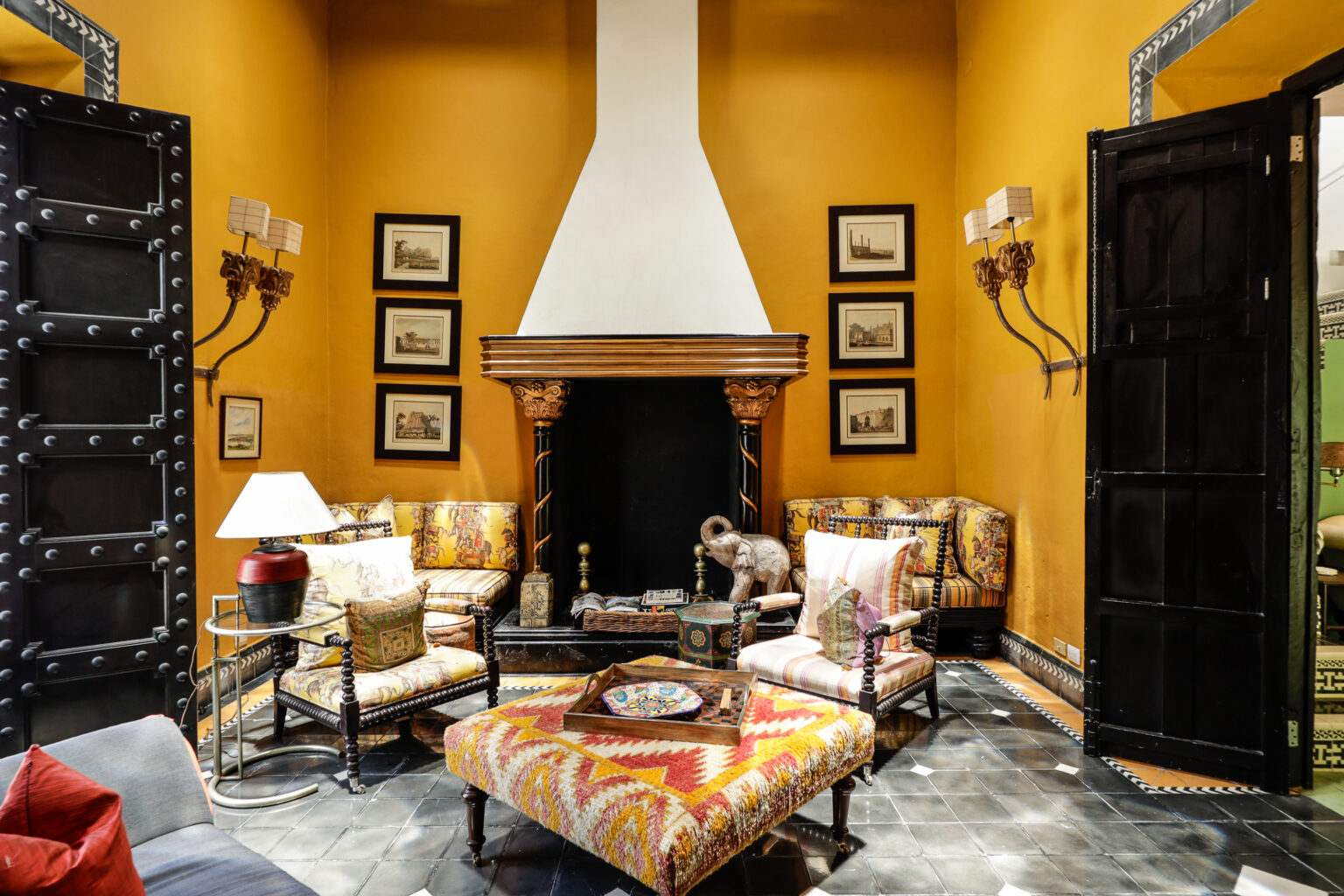 Cozy Moroccan-style sitting room with fireplace